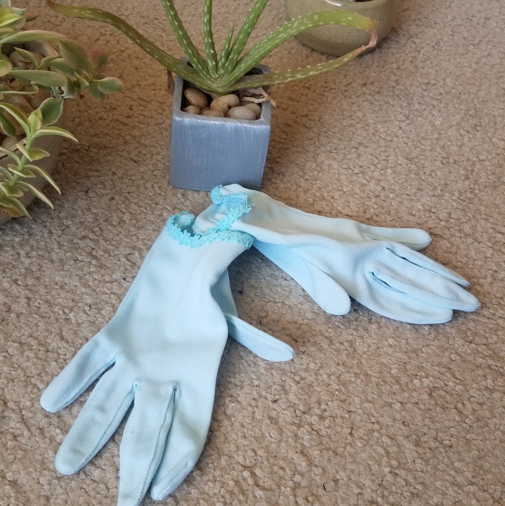 Vintage Ladies Gloves